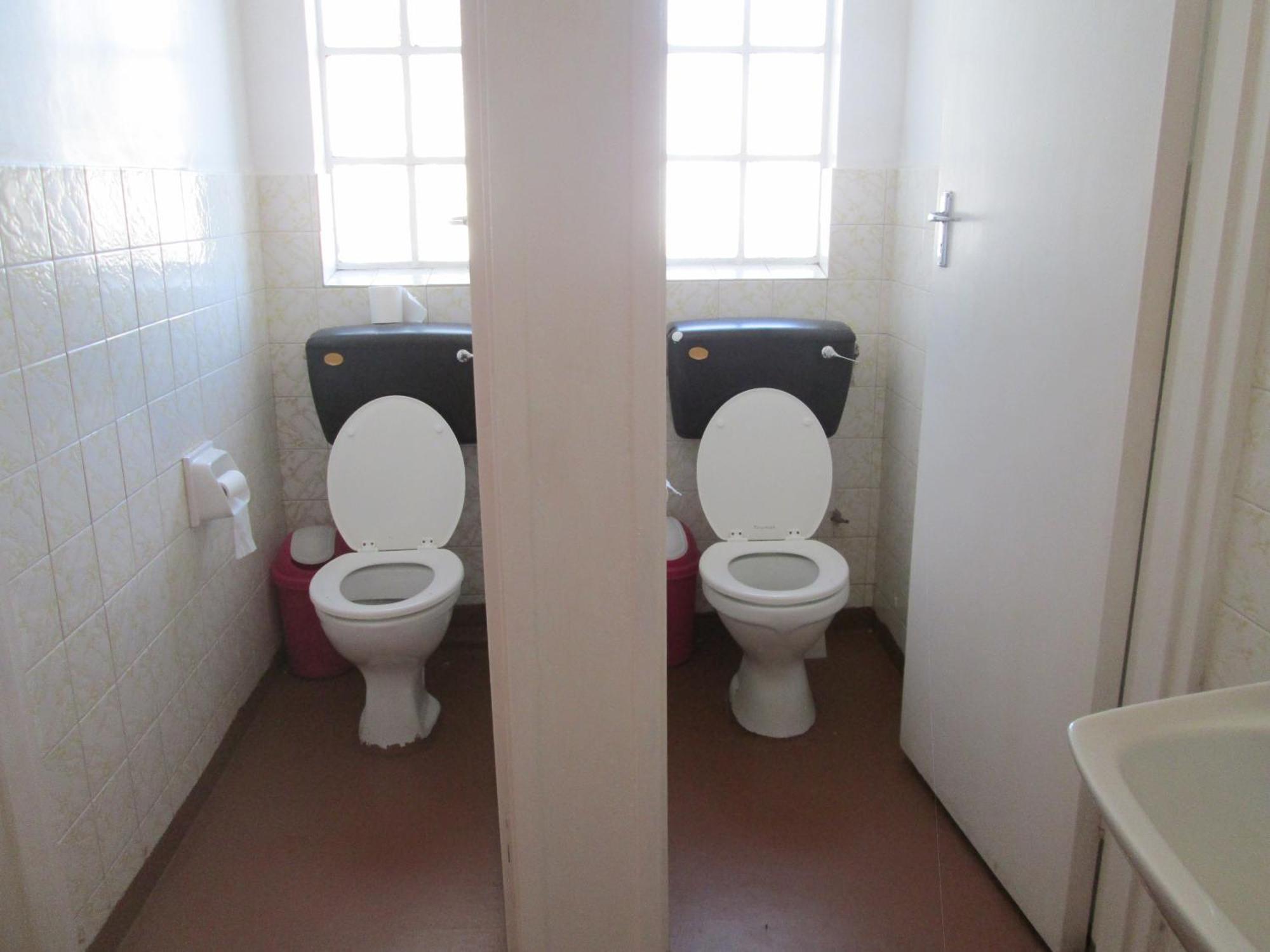 Lighthouse Farm Backpackers Lodge Cape Town Room photo
